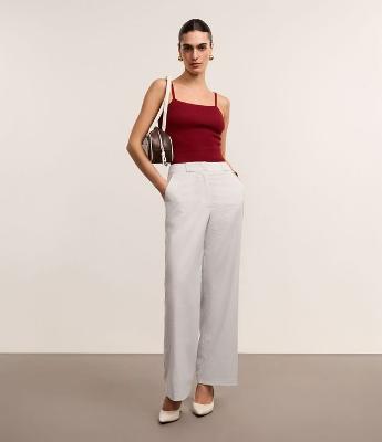 Calça Reta Alfaiatada Listrada com Cintura Alta e Fio Tinto