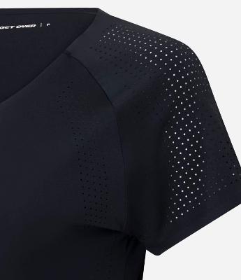 Camiseta Esportiva em Microfibra com Laterais Furadinhas