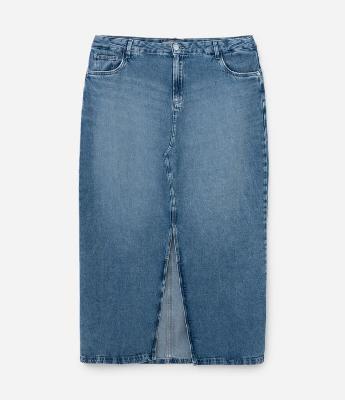 Saia Longa em Jeans com Fenda e Bolsos Curve & Plus Size