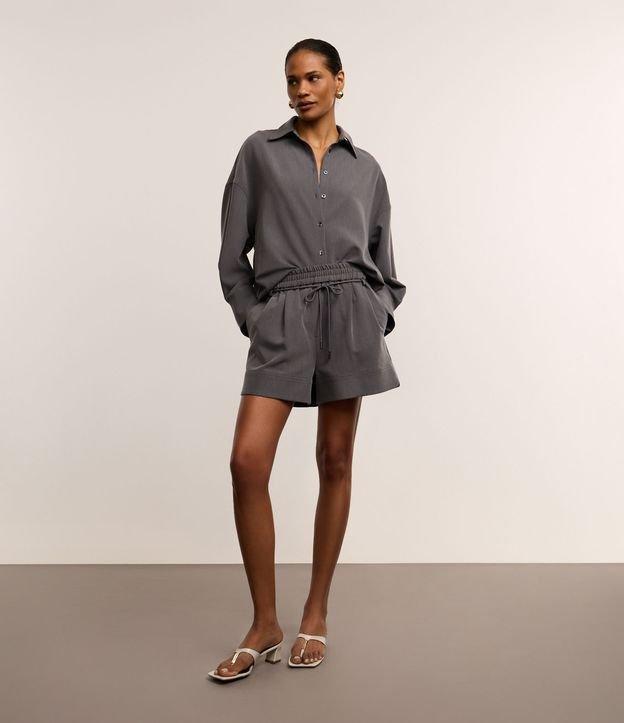 Short Alfaiatado Cintura Alta com Amarração e Elástico no Cós - 1