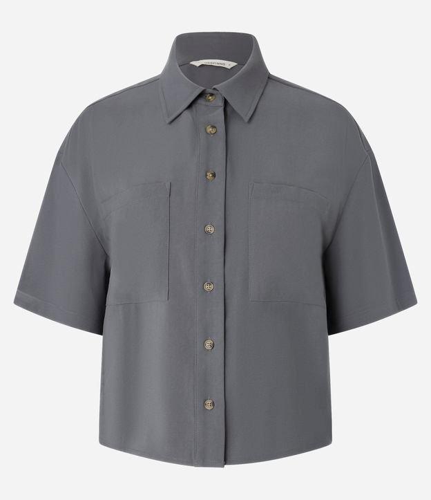 Camisa em Viscose com Abotoamento e Bolsos - 1