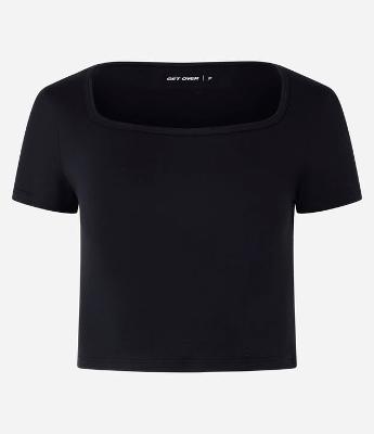 Camiseta Cropped Esportiva em Microfibra com Toque Suave