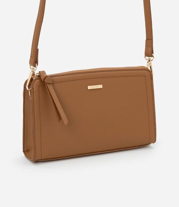 Bolsa Transversal Pequena com Detalhes em Metal - 1