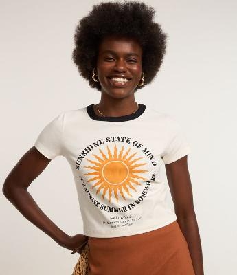 Blusa Baby Look em Algodão com Gola Contrastante e Estampa State Of Mind