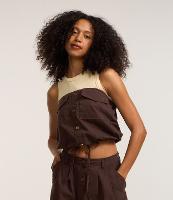 Blusa Top em Sarja sem Manga com Abotoamento Frontal e Bolso Cargo - 1