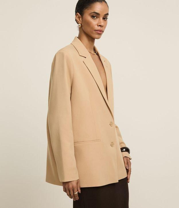 Blazer Over Alfaiatado com Linho e Botões Duplos - 3