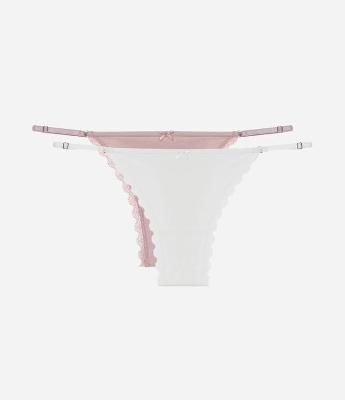 Kit 02 Calcinhas String Fio Duplo em Algodão com Detalhes em Renda