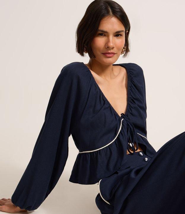 Blusa em Viscolinho com Viés Contrastante e Barra de Babado - 2