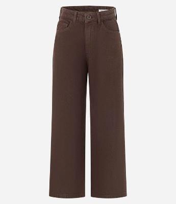 Calça Reta Cropped em Sarja com Passantes no Cós