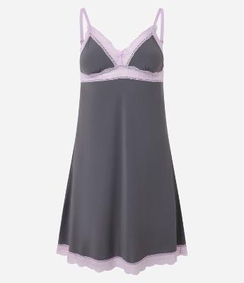 Camisola Curta em Microfibra com Renda Contrastante e Alcinhas