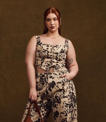 Top em Sarja com Estampa Animal Print Curve & Plus Size