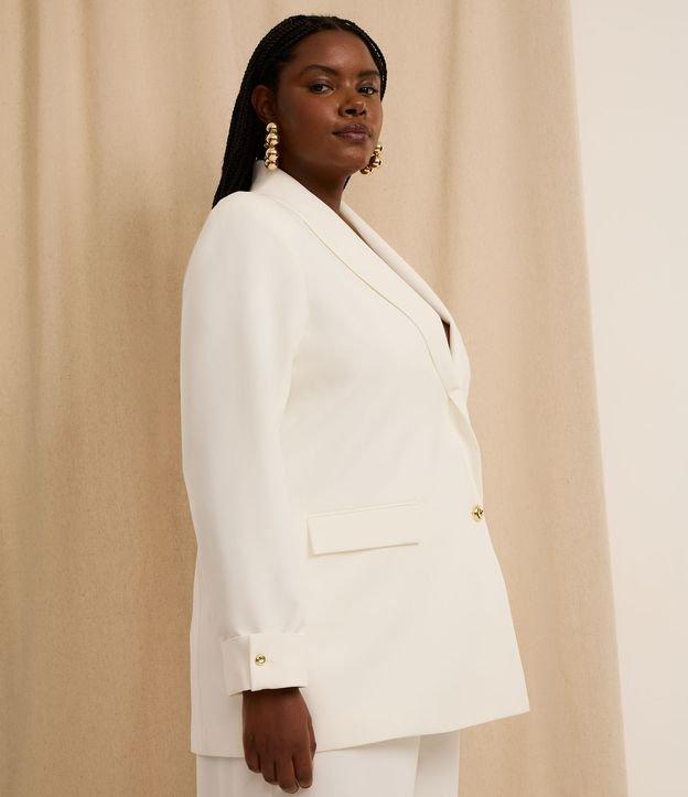 Blazer em Alfaiataria com Botão Gold Curve & Plus Size - 3