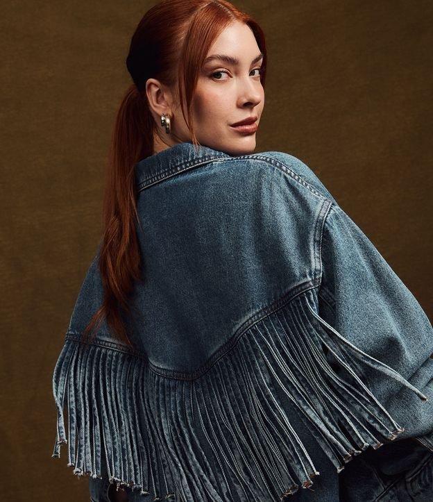 Jaqueta Western em Jeans com Franjas Curve & Plus Size - 1