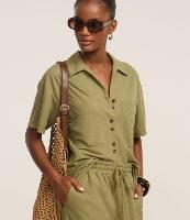 Camisa Texturizada em Orly com Bolsos e Botões - 3