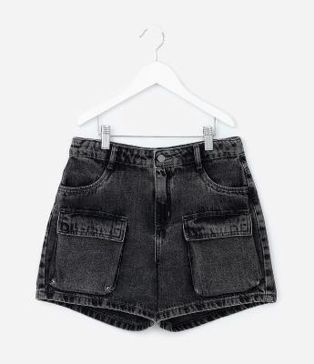 Short Reto Infantil em Jeans com Bolso Cargo - Tam 5 a 14 Anos