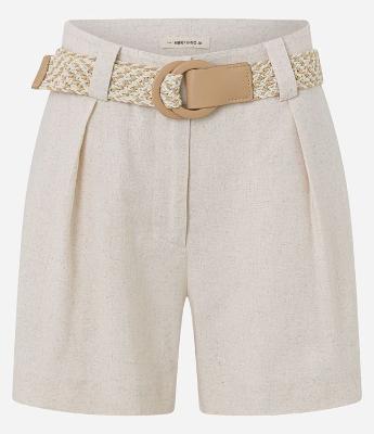 Short Reto Cintura Alta em Viscolinho com Cinto de Ráfia