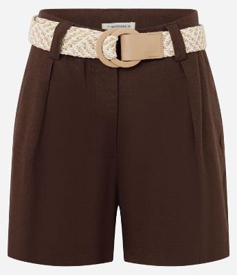 Short Reto Cintura Alta em Viscolinho com Cinto de Ráfia