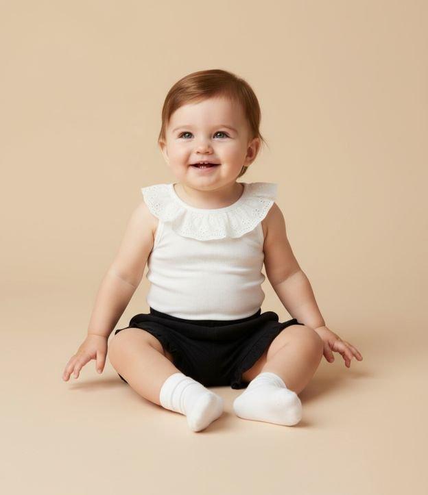 Bermuda Clochard Infantil com Babadinho Texturizada - Tam 0 a 18 Meses - 2