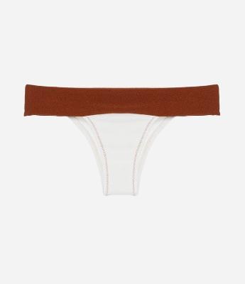 Biquíni Calcinha Pala Larga em Microfibra Texturizada com Bloco de Cor