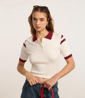 Blusa com Gola Polo e Detalhes Contrastantes - 1