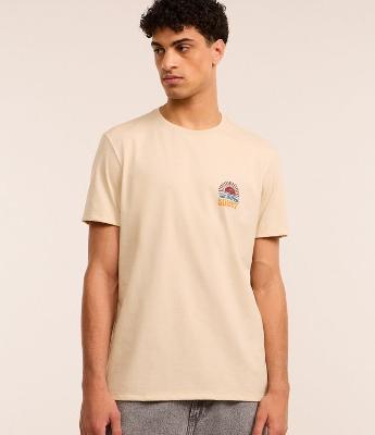 Camiseta Comfort em Algodão com Estampa Nascer do Sol