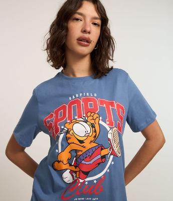 Camiseta Alongada em Algodão com Estampa Garfield Sport Club