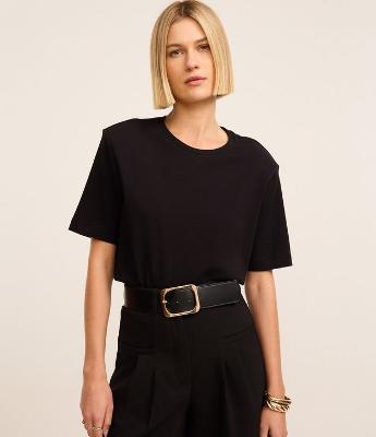 Blusa T-shirt com Ombreiras