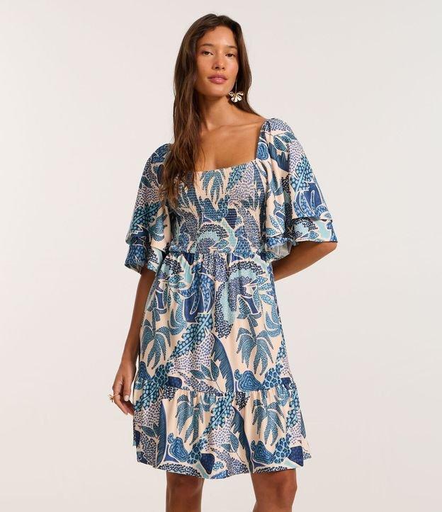 Vestido Curto Texturizado com Estampa Tropical e Manga Soltinha - 2