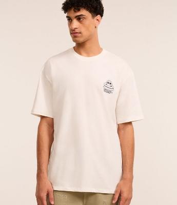 Camiseta Relaxed em Algodão com Estampa de de Sol na Piscina