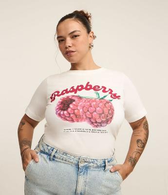 Camiseta em Algodão com Estampa de Framboesa Curve & Plus Size