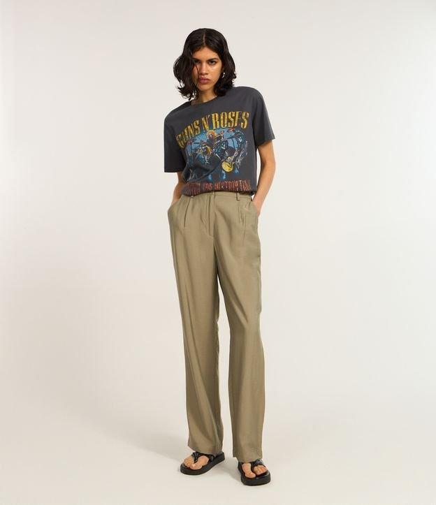 Calça Reta em Alfaiataria com Bolso - 2