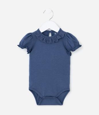 Body Infantil com Babado Broderie na Gola - Tam 0 a 18 meses