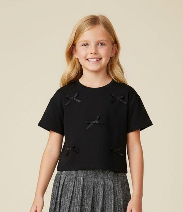 Camiseta Boxy Infantil com Lacinhos Aplicados - Tam 5 a 14 anos - 2