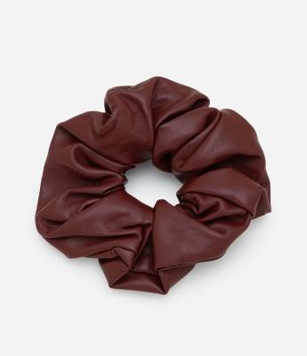 Scrunchie em Material Sintético
