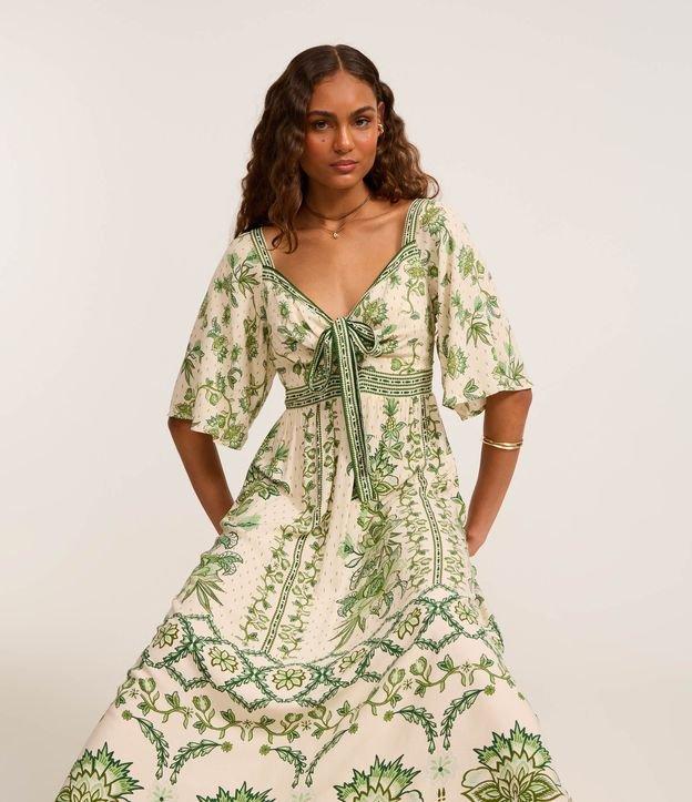 Vestido Evasê Longo em Chalis com Estampa Floral - 2