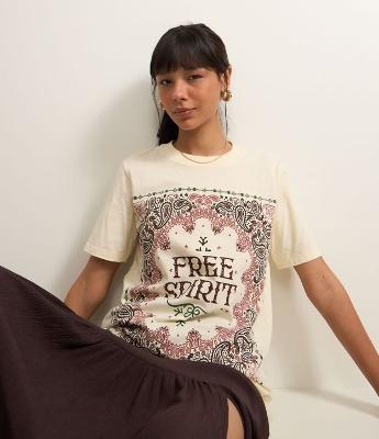 Camiseta Alongada em Algodão com Estampa Paisley e Lettering