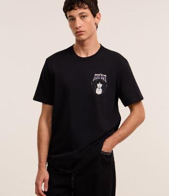 Camiseta Regular em Algodão com Estampa Wandinha