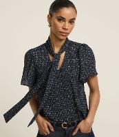 Blusa em Chiffon com Gola Laço e Estampa Geométrica - 3