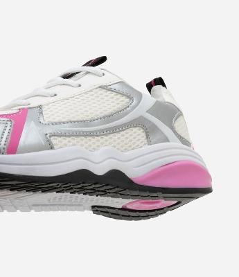 Tênis Esportivo Infantil com Recortes Contrastantes - Tam 28 ao 34