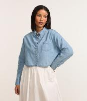 Camisa Cropped em Jeans com Bolso Frontal - 1