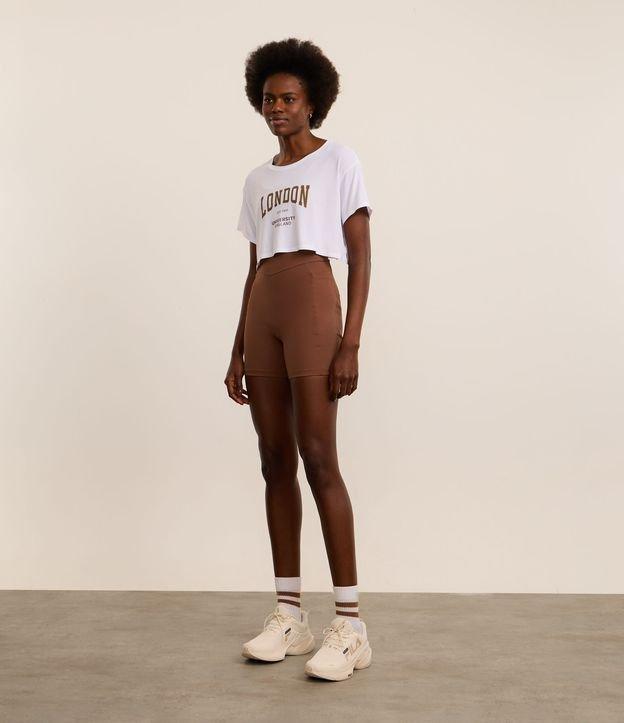 Camiseta Boxy Esportiva em Poliamida Texturizada com Estampa London - 2