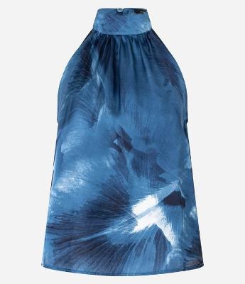 Blusa em Cetim com Gola Alta e Estampa de Manchas