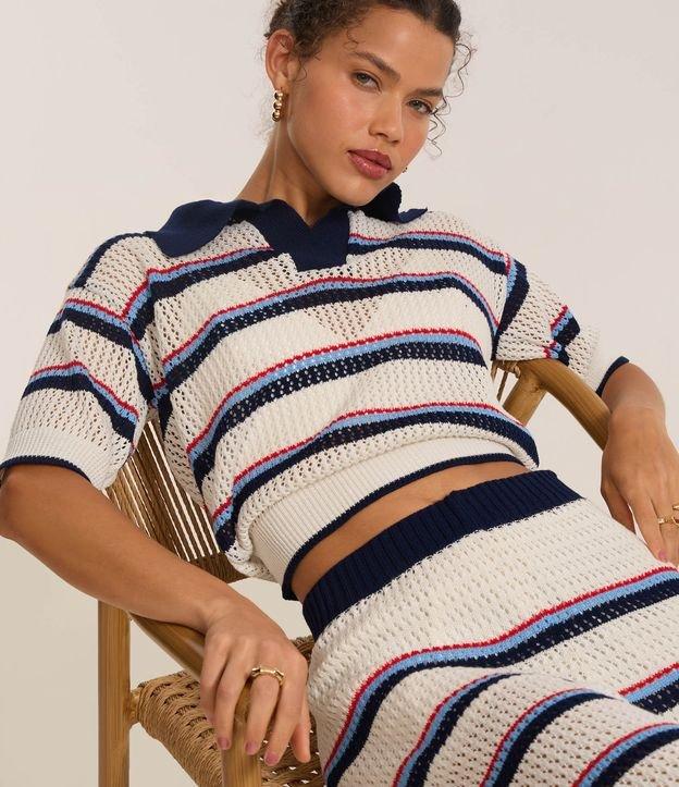 Blusa em Tricô com Gola Polo e Listras Variadas - 2