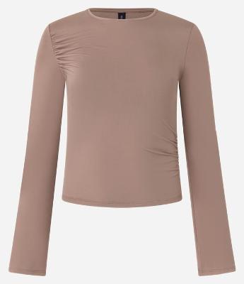 Blusa em Poliamida com Franzido no Ombro e Mangas Godê