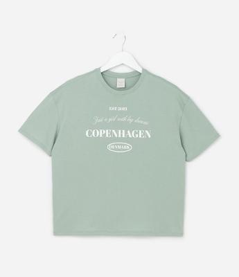 Camiseta Infantil com Lettering Copenhagen - Tam 5 a 14 Anos