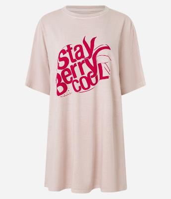 Camisola T-Shirt em Algodão Estonado com Estampa Morango