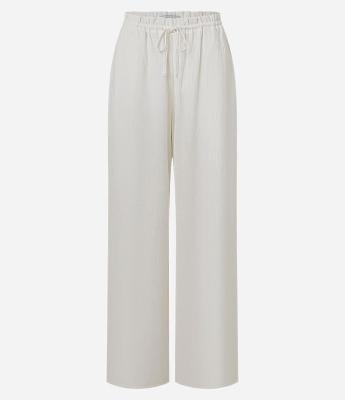 Calça Reta em Viscose Texturizada com Amarração na Cintura