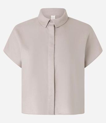 Blusa em Viscolinho com Colarinho na Gola e Sem Cava