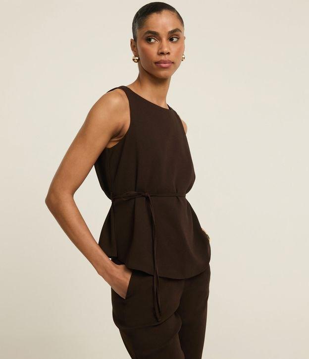 Blusa Acetinada sem Manga com Amarração Frontal - 3