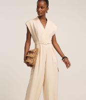 Macacão Wide Leg em Chalis com Transpasse e Bolso Cargo - 2